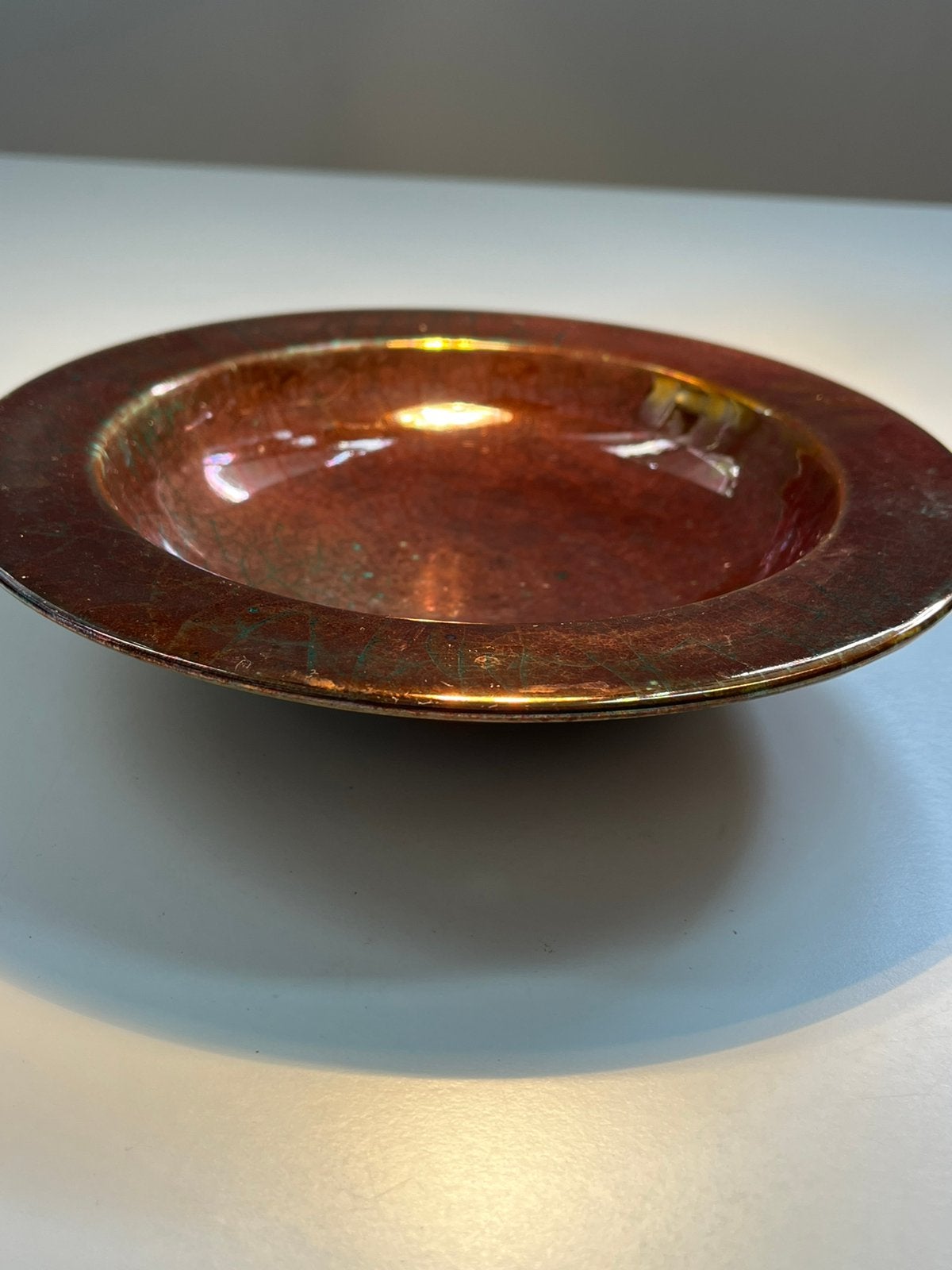VTG Bottega Gatti FAENZA ceramic lustre bowl Italian design, Antiquités & Art, Enlèvement ou Envoi, Sculpture, Numéroté