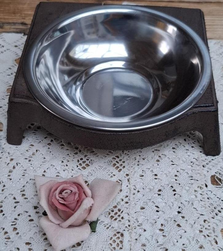 Gietijzeren standaard met enkele voerboek, hond/ kat, Dieren en Toebehoren, Gebruikt, -, -, Ophalen of Verzenden