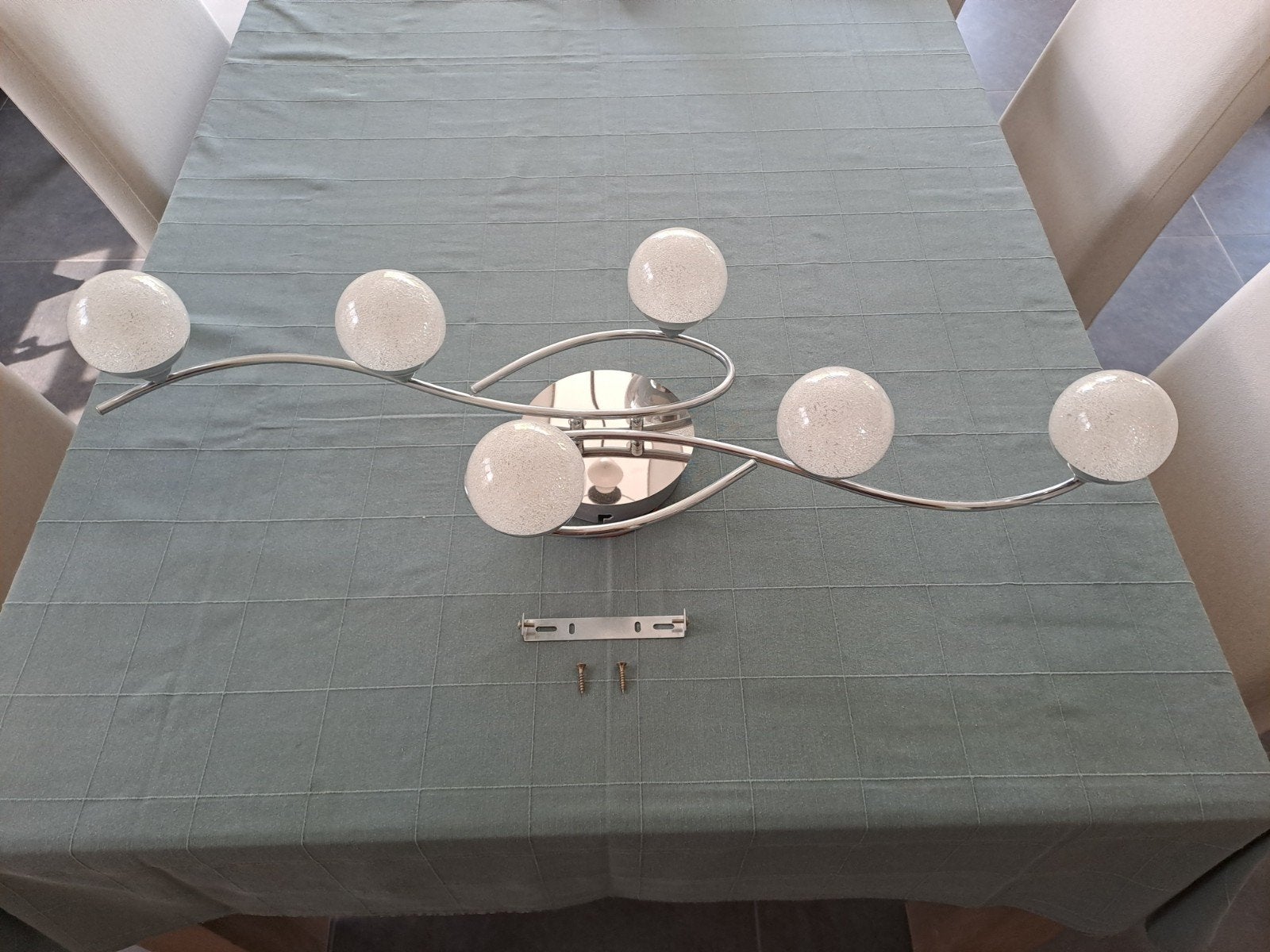 Plafondlamp 6 melkglazen/crakleglazen bollen chroom frame., Ophalen, Zilver, Gebruikt, Modern