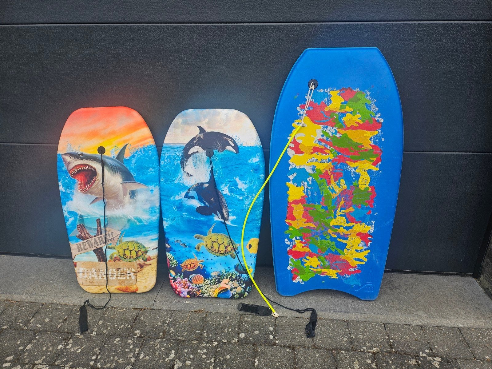 Bodyboards, Sports nautiques & Bateaux, Planche à voile sur vague, Enlèvement, Comme neuf, Shortboard, Avec cordage