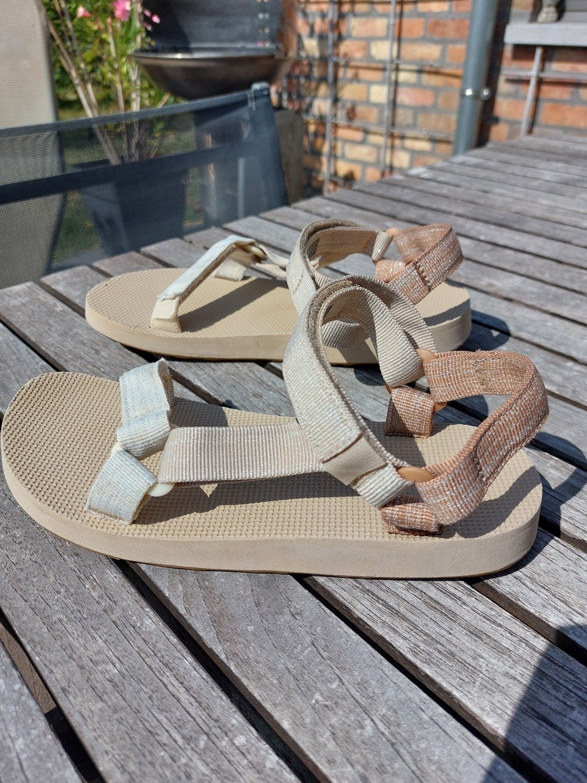Teva sandalen,  maat 36, in nieuwstaat, Kleding | Dames, Ophalen