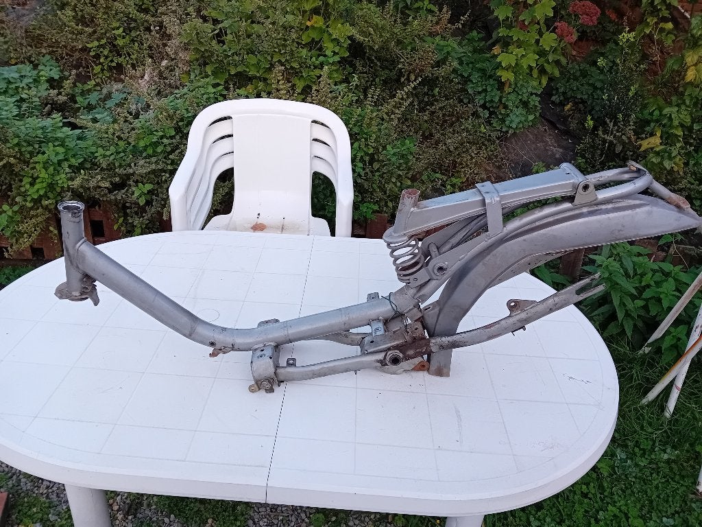 Pièces pour vélomoteur Peugeot 104, Fietsen en Brommers, Ophalen, Zo goed als nieuw, Overige typen, Peugeot