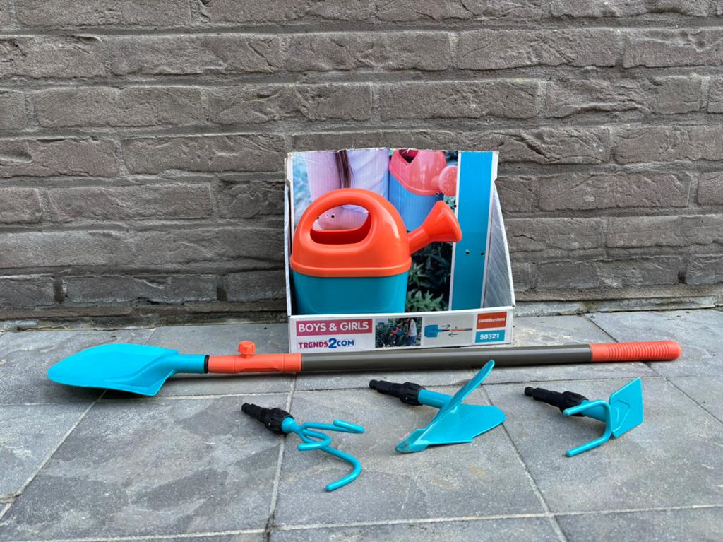 Kindertuinset gardena, Ophalen