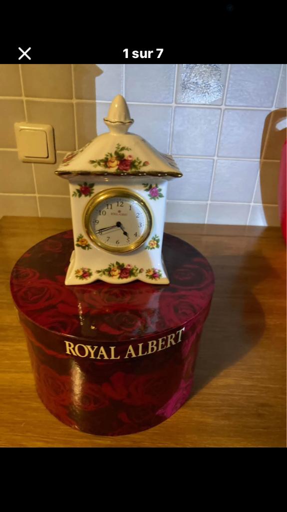 Horloge de bureau, Enlèvement