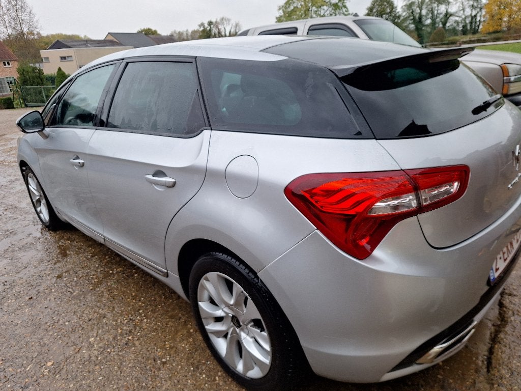 Prachtige DS 5, Auto's, Euro 5, Stof, Zwart, 4 cilinders