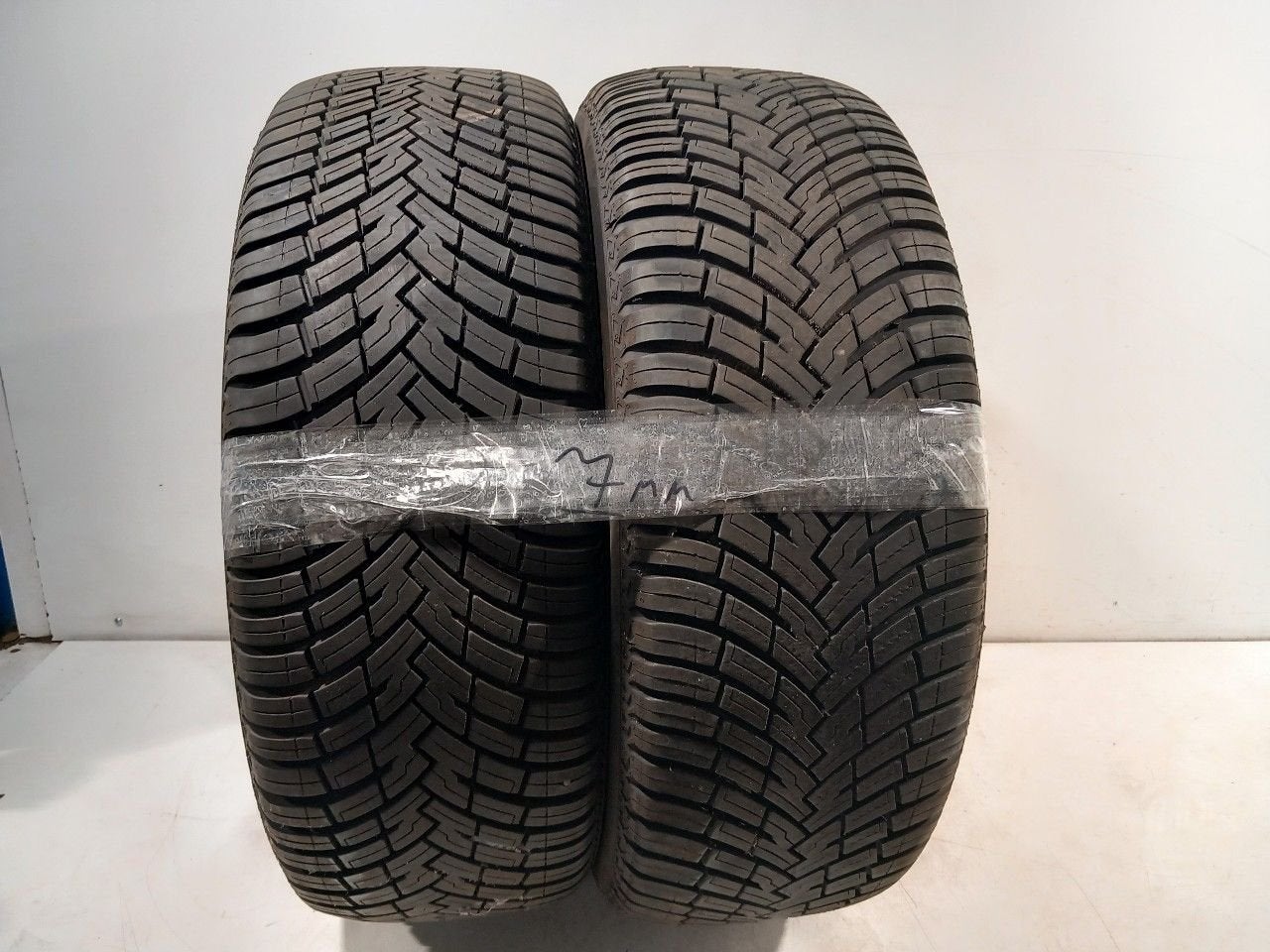 Bandenset 2 stuks 4-Seizoenen 205 60 R16, Auto-onderdelen, Banden en Velgen, Onderdelen@venauto.nl, Van der Ven Autorecycling B.V.