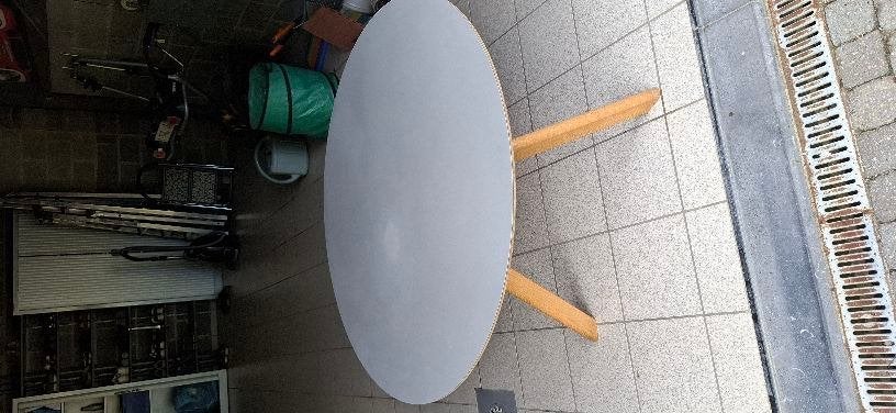 ronde tafel merk Hay, Huis en Inrichting, Tafels | Eettafels, Ophalen, Gebruikt, Rond, Vier personen