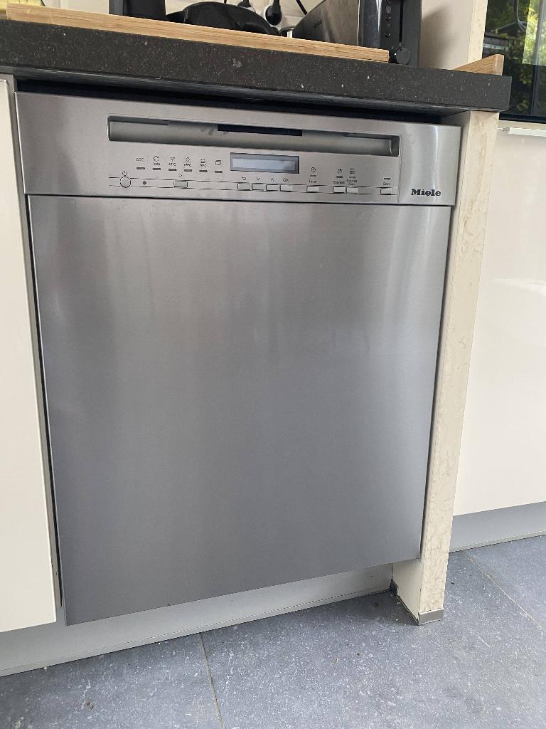 Lave-vaisselle semi-intégré Miele G 7222 SCi CLST, Electroménager, Lave-vaisselle, Comme neuf, Encastré, Moins de 85 cm, 45 à 60 cm