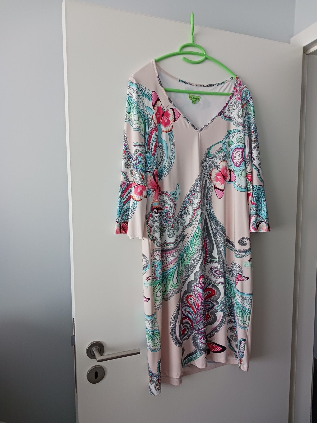 Roze kleed merk K Design te koop. Maat L, Kleding | Dames, Jurken, Ophalen, K Design, Maat 42/44 (L), Zo goed als nieuw