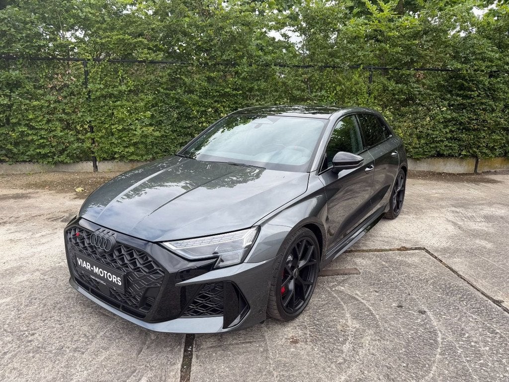 Audi RS3 SPORTBACK-NEW-2.5 TFSI-QUATTRO-Pano-Dodehoek-Sonos, Autos, Argent ou Gris, Achat, 2480 cm³, Carnet d'entretien