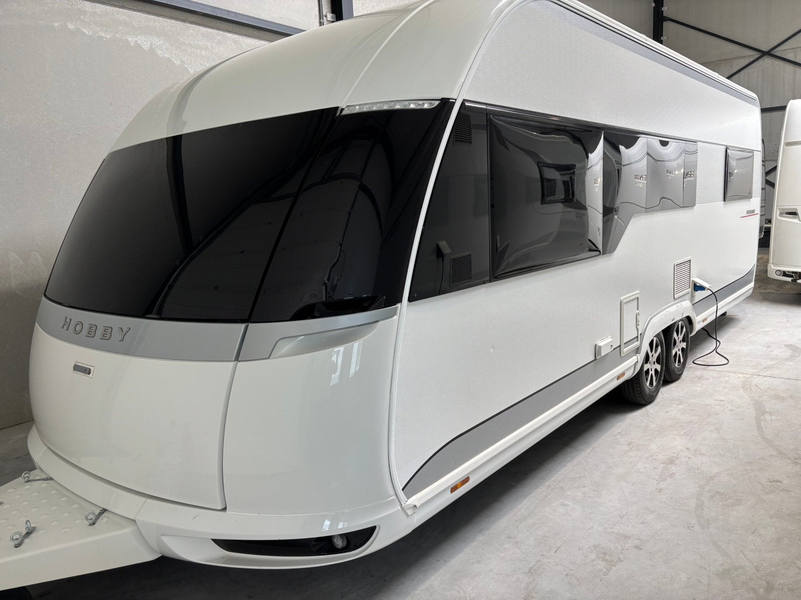 Hobby Premium 610. 2012., Caravanes & Camping, Caravanes, Hobby, Particulier, Douche, Banquette en rond