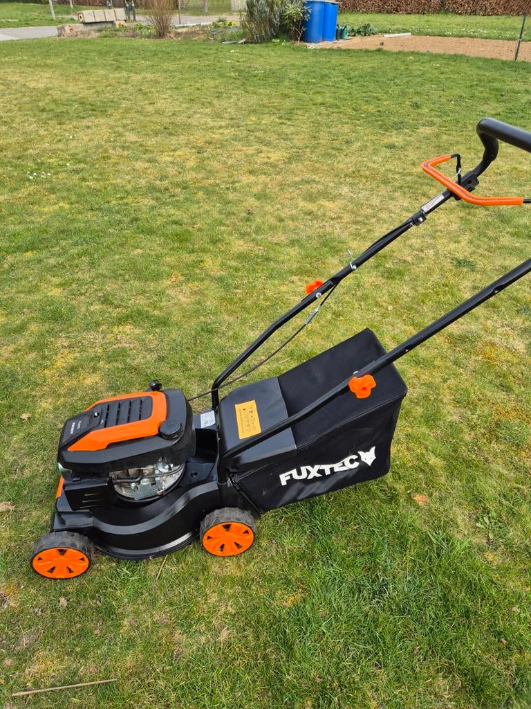 Grasmaaier fuxtec 79,8 cc voor kleine tuinen. 1 x gebruikt.w, Tuin en Terras, Ophalen