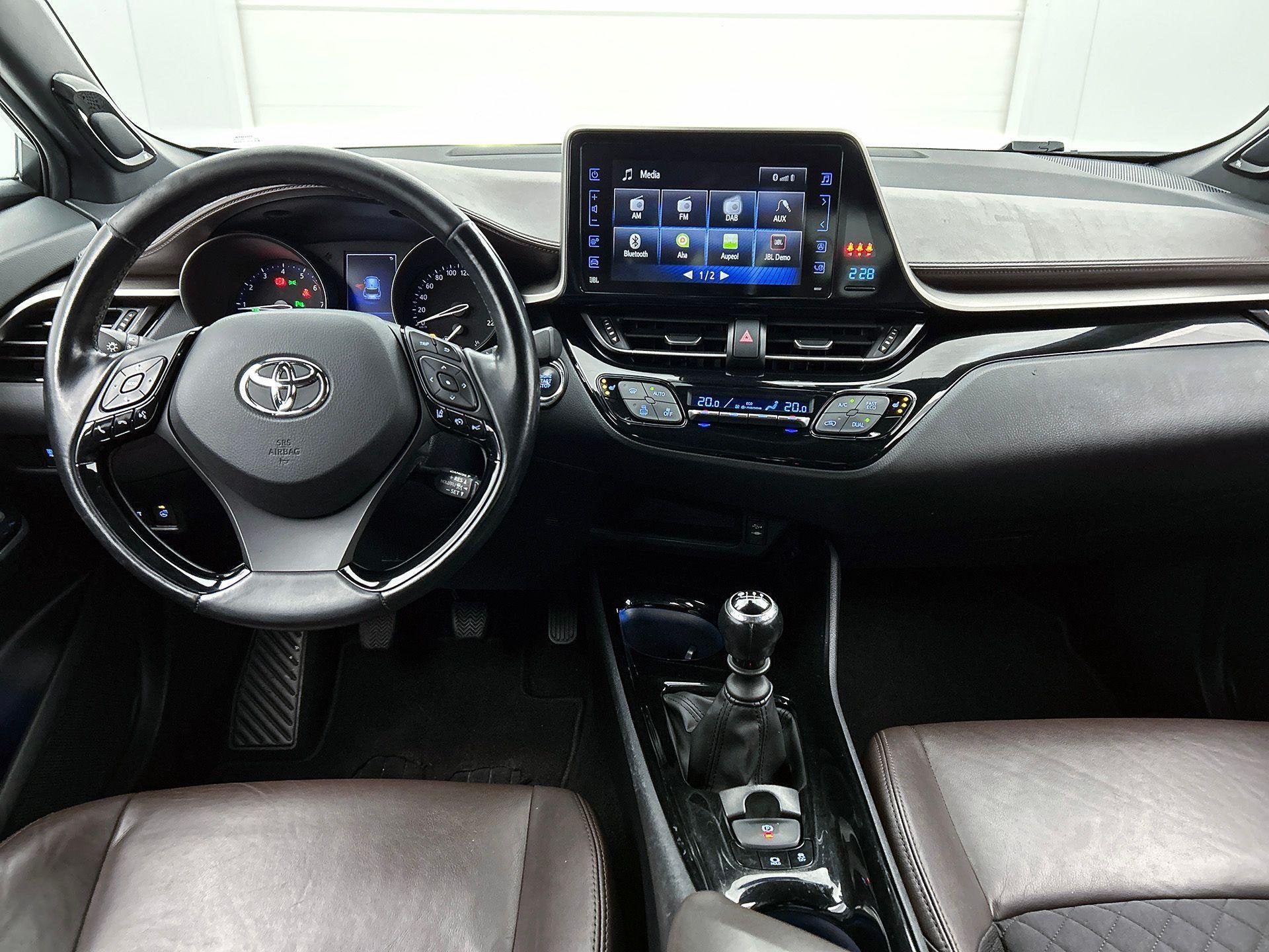 Toyota C-HR 1.2 Turbo Premium | Parkeer Pack | Navigatie | A, Autos, Argent ou Gris, Achat, Entreprise, 5 portes
