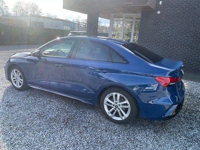 Audi A3 TFSI 1.5 110 kW S-Line Limousine ShadowLine 6/2025, Achat, Entreprise, Entretenue par le concessionnaire, https://public.car-pass.be/vhr/58ac3316-5985-4484-9bcf-c7a750a4f091