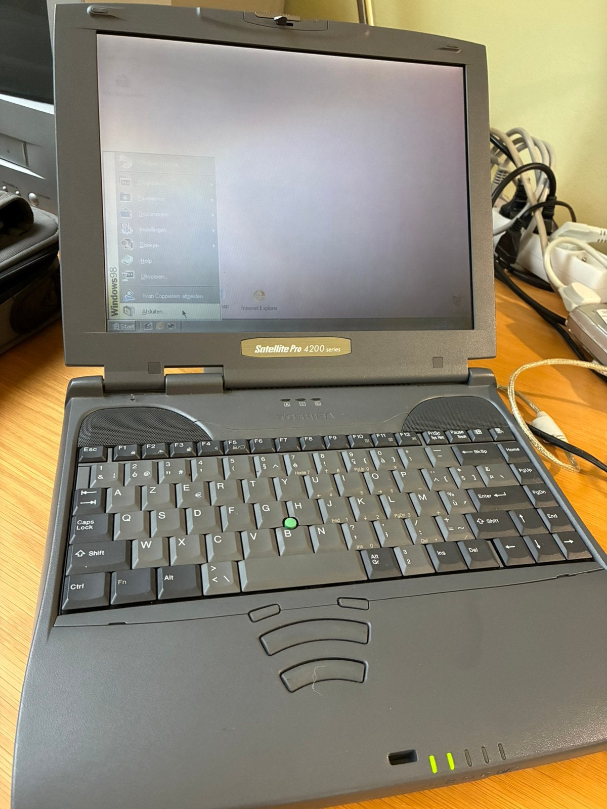 Toshiba Sattelite Pro 4200, Enlèvement