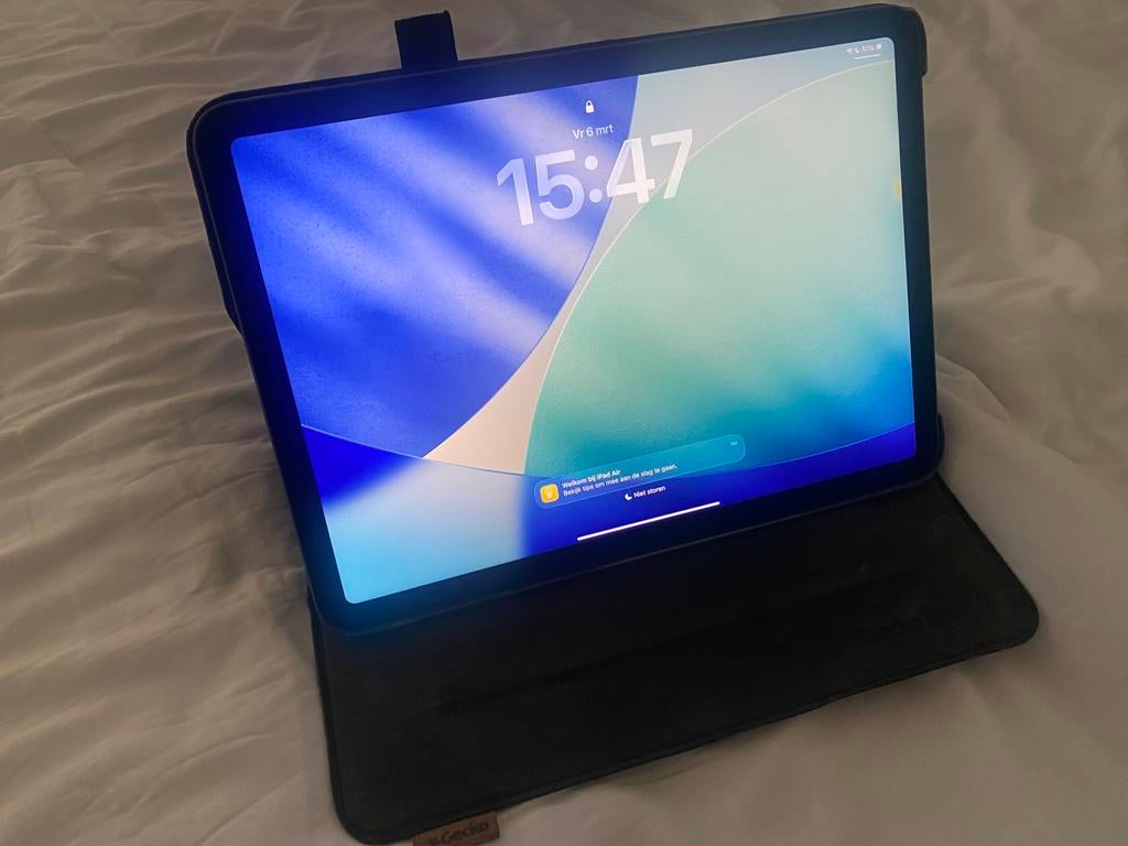 iPad air m1 5e generatie, Computers en Software, Apple iPads, Ophalen, Zo goed als nieuw, Apple iPad Air, 64 GB