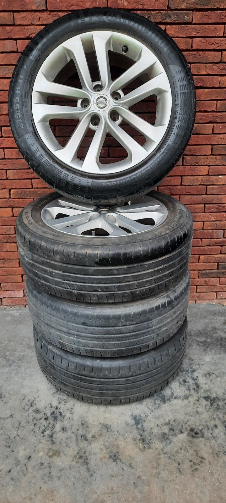 Jantes et pneus en alliage d'origine Nissan Juke/Qashqai, Autos : Pièces & Accessoires, Pneus & Jantes, Enlèvement, Pneus été
