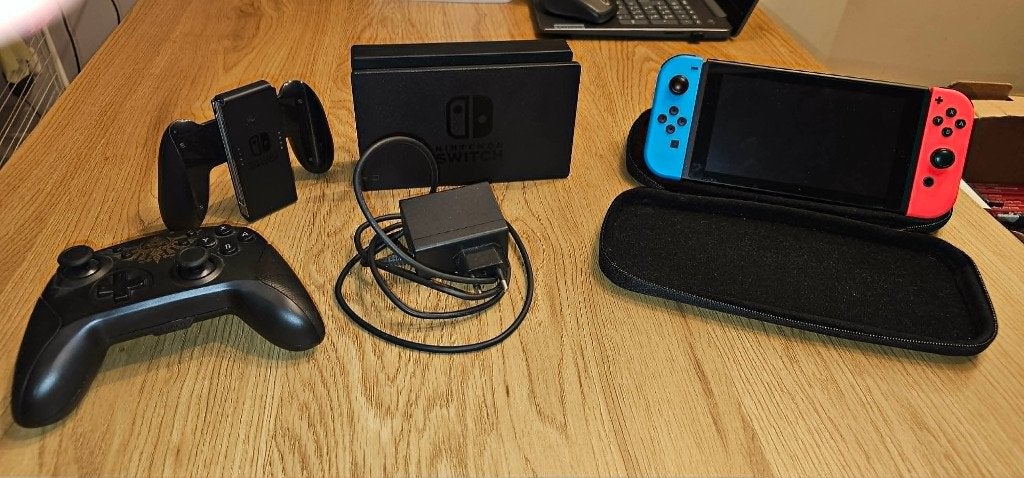 Nintendo Switch (LCD scherm) + 256GB SanDisk Extreme microSD, Consoles de jeu & Jeux vidéo, Consoles de jeu | Nintendo Switch