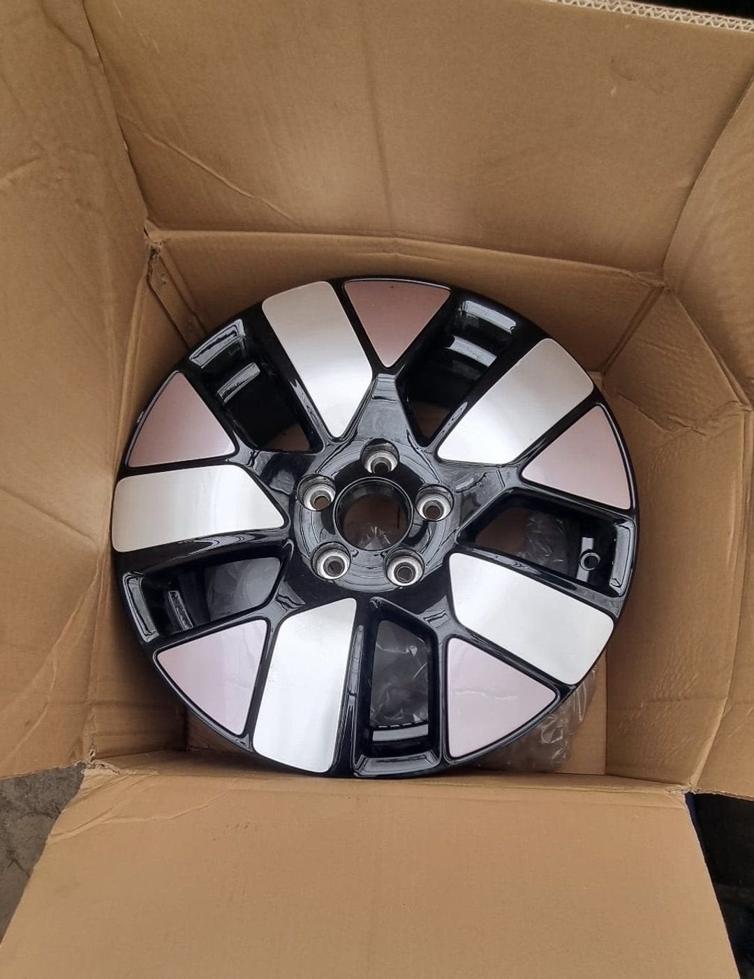 VELG 17 INCH BYD DOLPHIN ALLOY WHEEL EM2EU-3101010, Neuf, -, -, -
