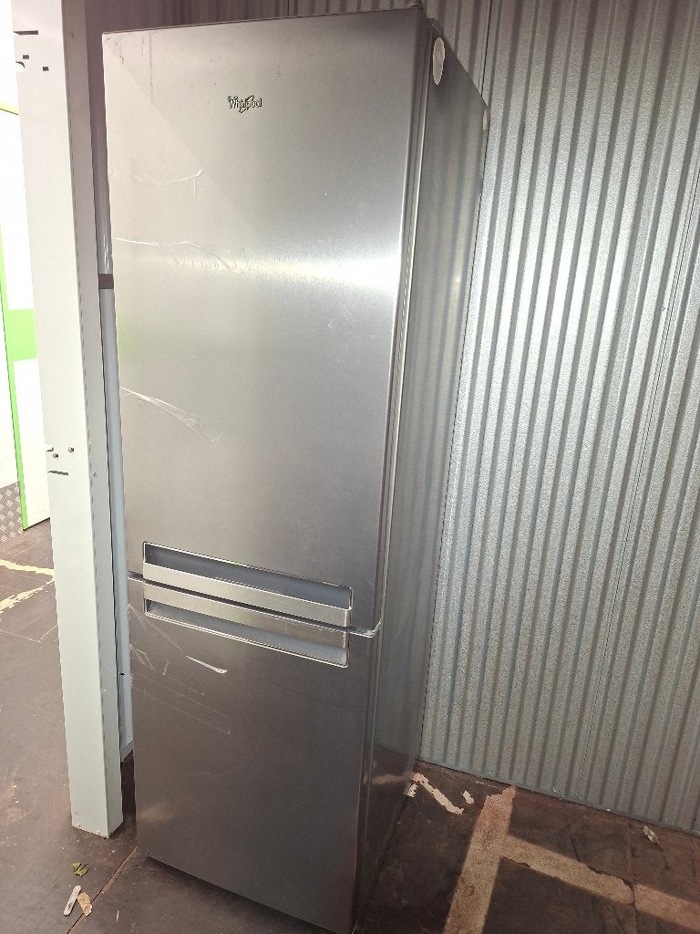 ijskast Whirlpool + 111L vriesvak, Elektronische apparatuur, Ophalen, Gebruikt, 200 liter of meer, Met aparte vriezer