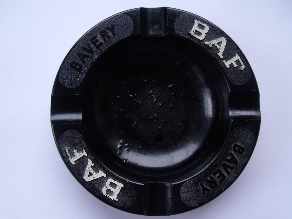 ancien cendrier bakelite BAF, Collections, Enlèvement, Utilisé, Cendrier