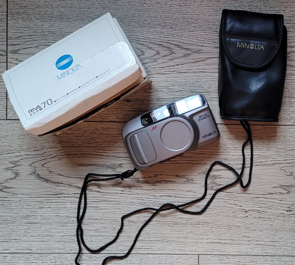 Minolta Riva Zoom 70 - Appareil photo argentique 35mm, TV, Hi-fi & Vidéo, Enlèvement ou Envoi, Utilisé, Compact, Minolta
