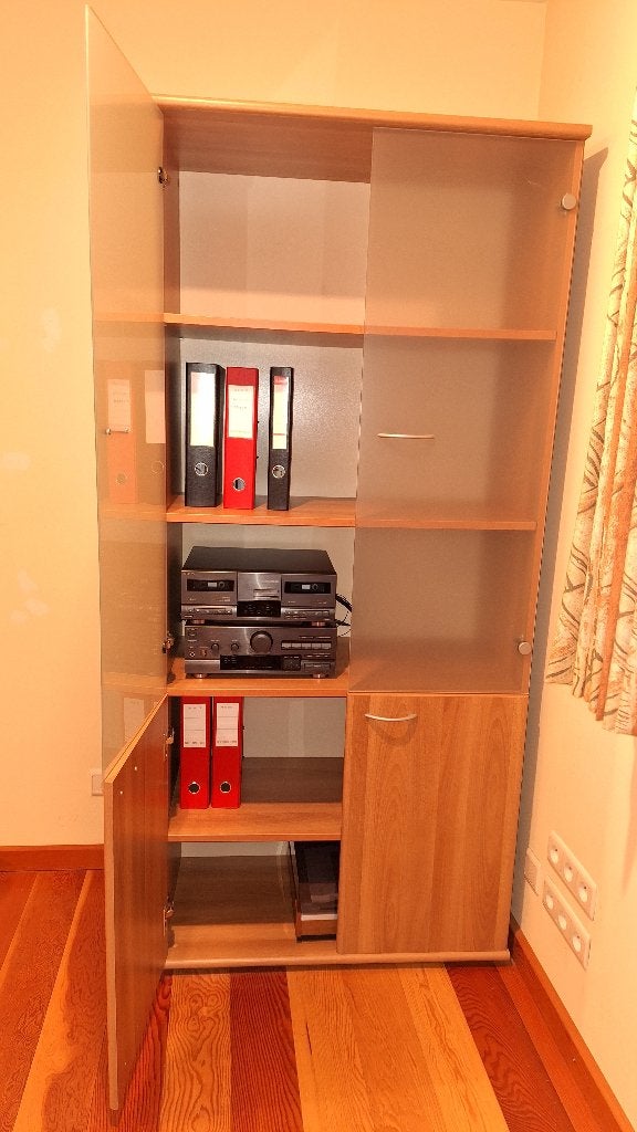 boeken- en of vitrine- en/of klasseerkast, Ophalen, Met deur(en), Nieuw, Overige houtsoorten