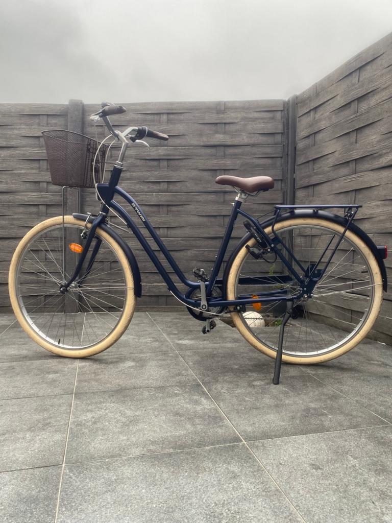 B-Twin Elops 520 damesfiets, Fietsen en Brommers, Ophalen, Zo goed als nieuw, Overige merken, Versnellingen