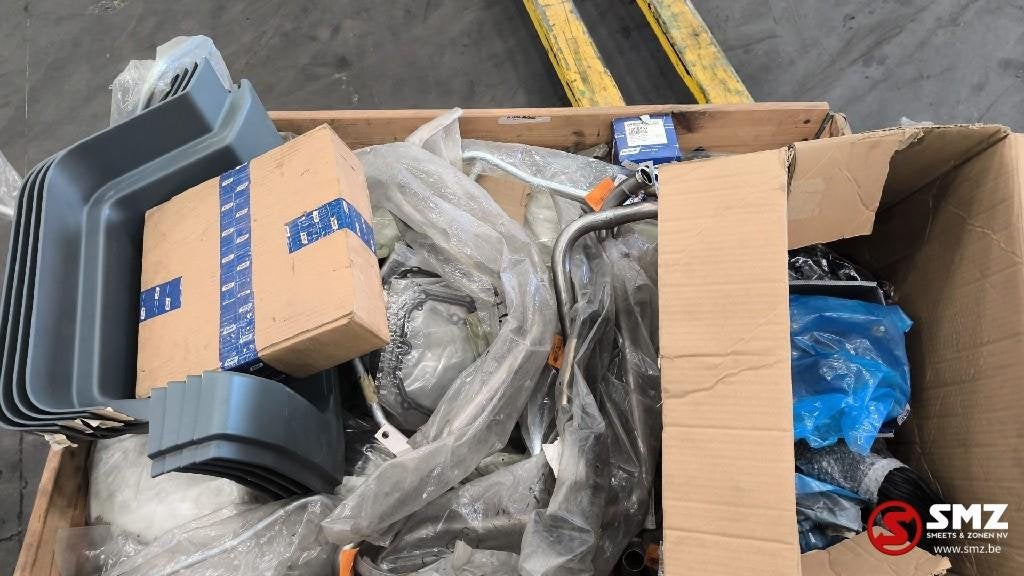 Lot de pièces DAF + Mercedes, Autos : Pièces & Accessoires, Neuf, DAF, Carrosserie et Tôlerie