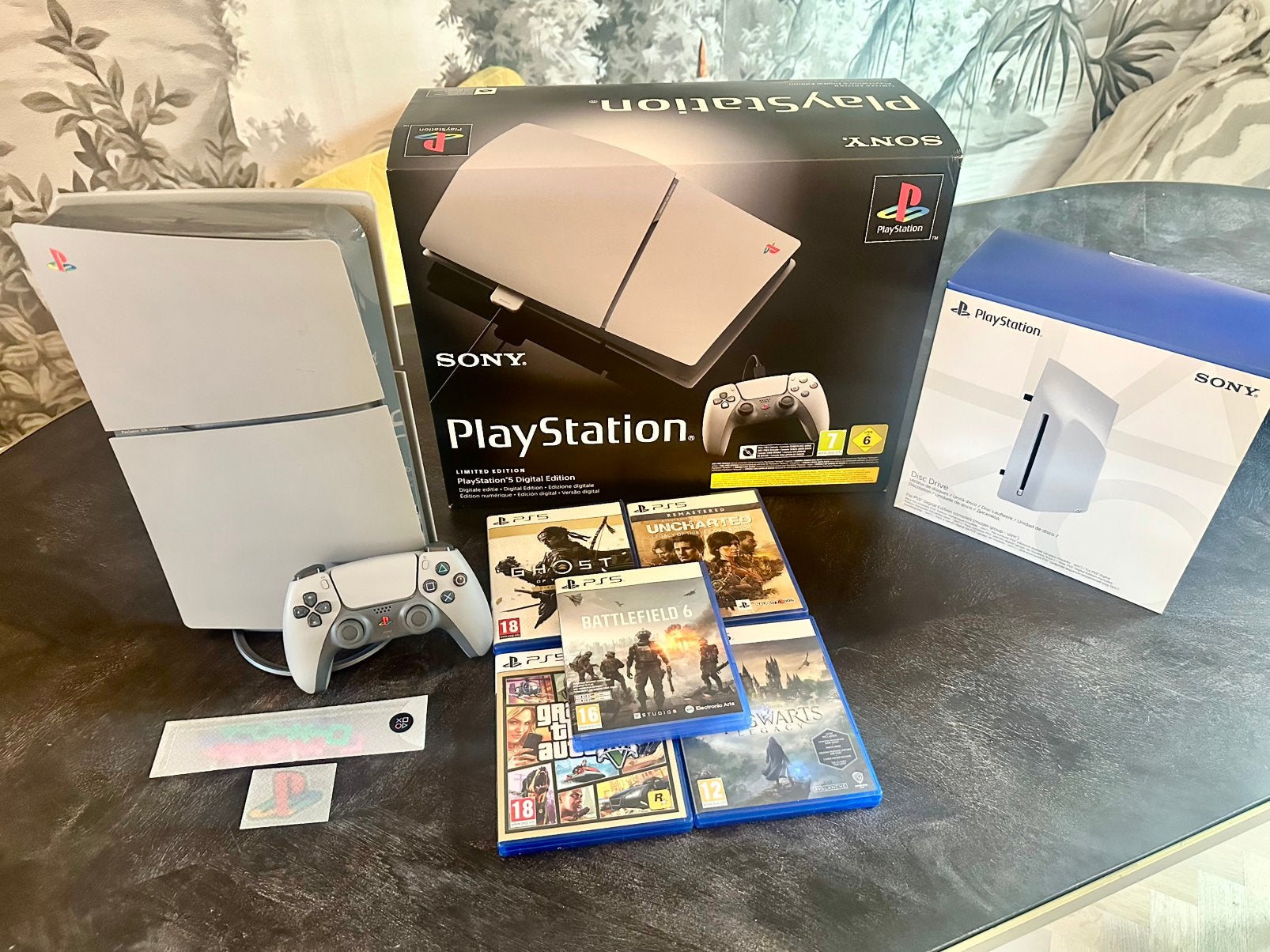 🎮 PS5 30th Anniversary Limited Edition + 5 topgames 💥, Enlèvement, Comme neuf, Online