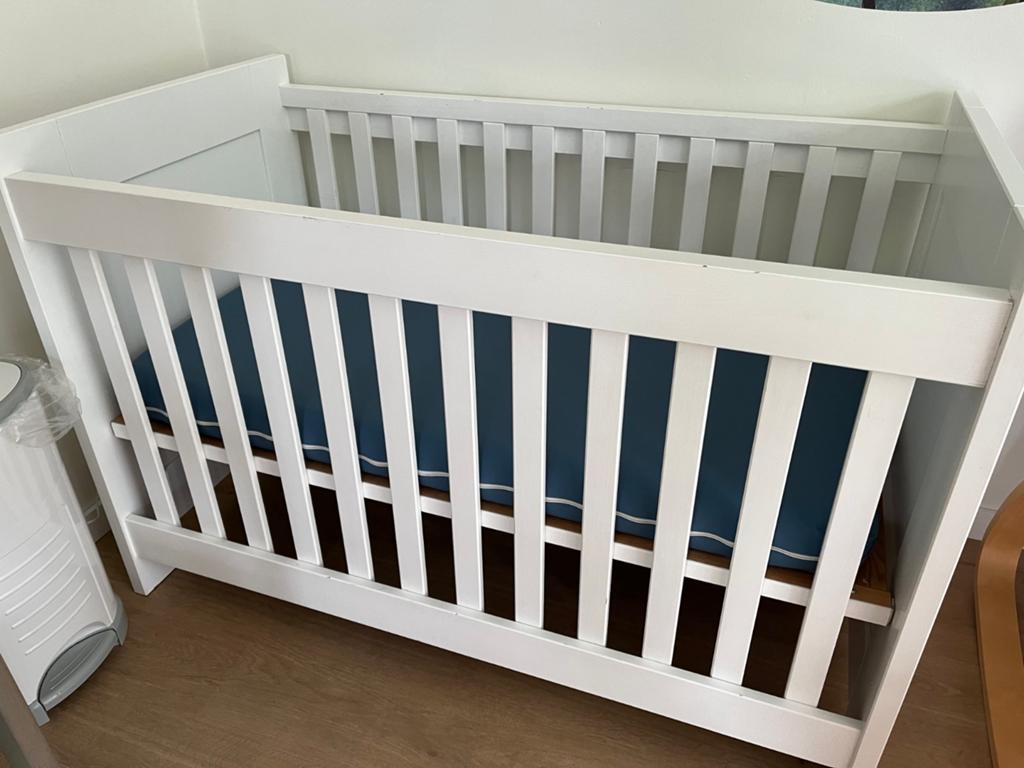 Babybed in goede staat incl matras, Ophalen