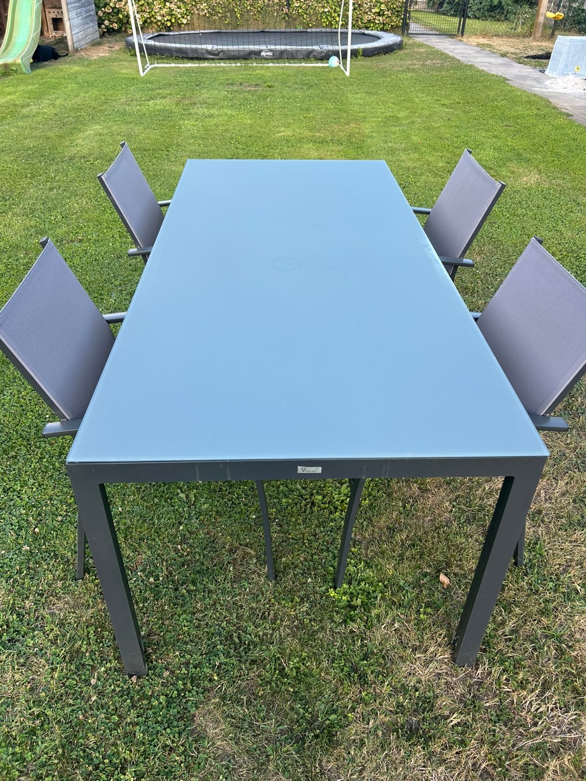 Tuintafel, Enlèvement, Comme neuf