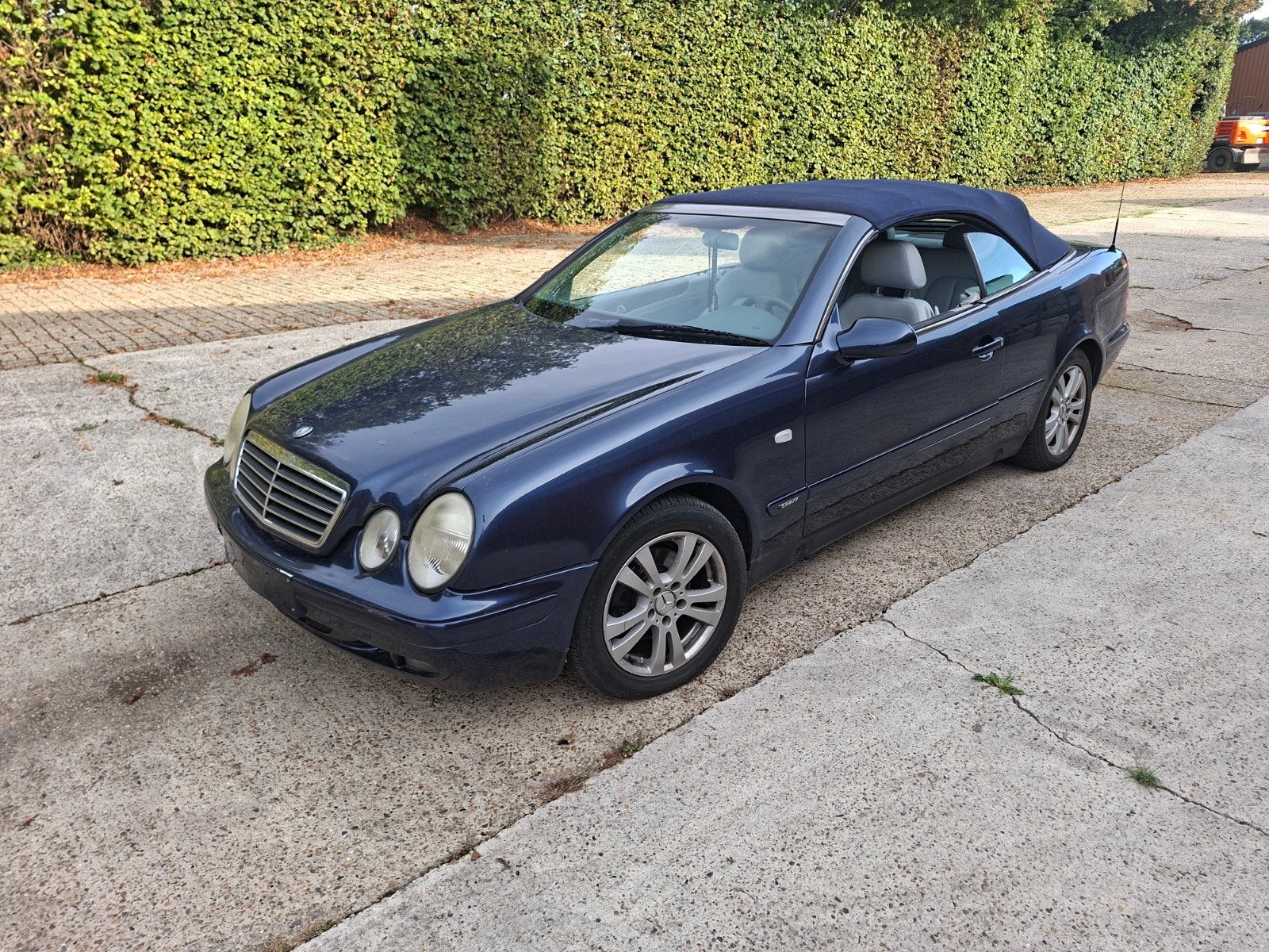 mercedes clk 200 cabrio, Auto's, Mercedes-Benz, Cabriolet, Blauw, Handgeschakeld, Particulier
