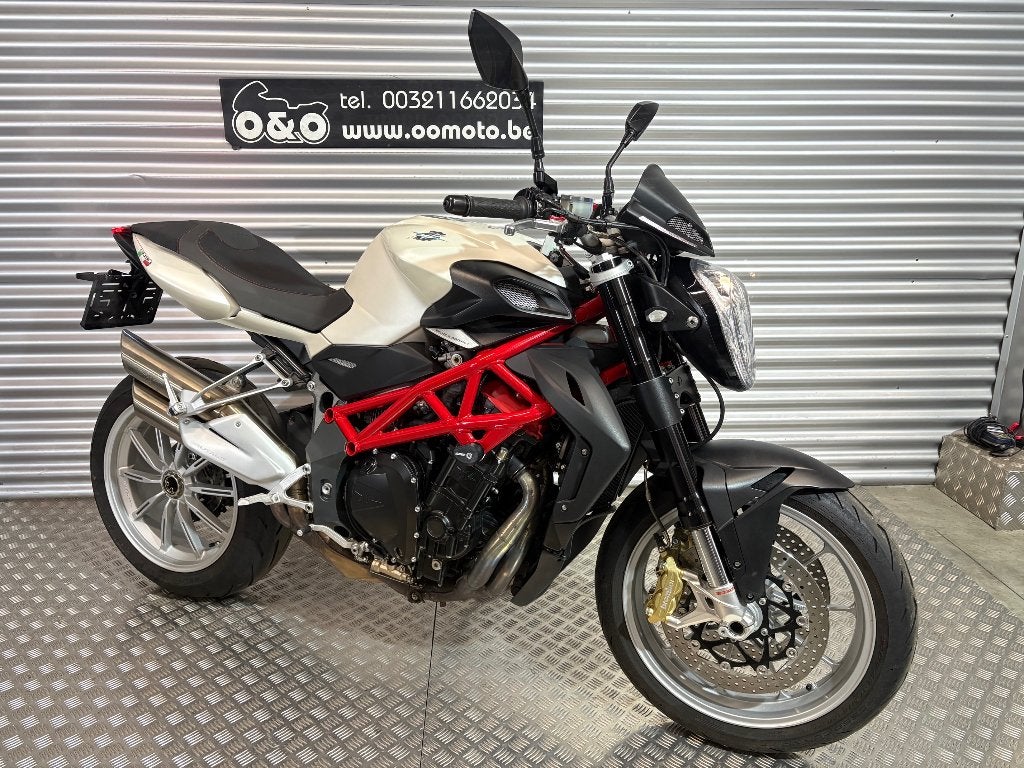 MV Agusta Brutale 1090 + 1 an Garantie + entretien GRATUIT!, Permis Moto A, Entreprise, Occasion, Plus de 35 kW
