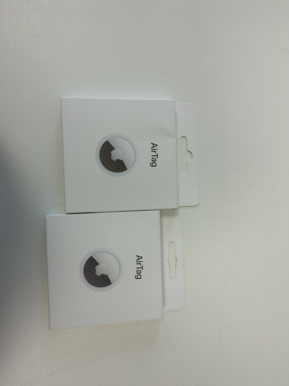 Apple AirTag gen 1, 2 stuks, TV, Hi-fi & Vidéo, Casques audio, Apple, Blanc, Bluetooth, Enlèvement ou Envoi