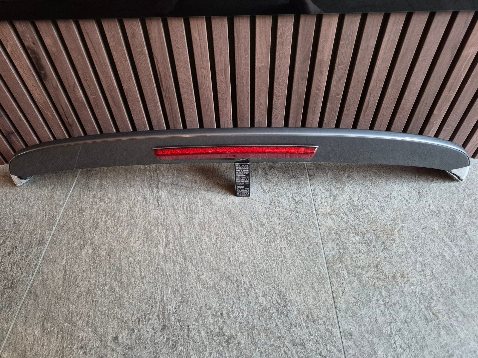 Aileron OEM neuf pour Volkswagen Passat R36 !, Neuf, Arrière, Enlèvement ou Envoi, Volkswagen