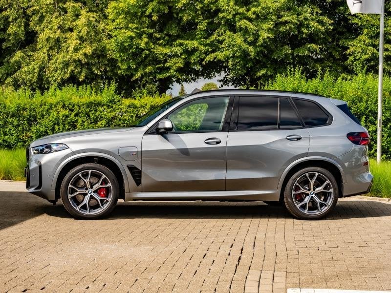 BMW X5 xDrive50e / M Sport Pro, Autos, BMW, Argent ou Gris, Achat, Entreprise, Noir