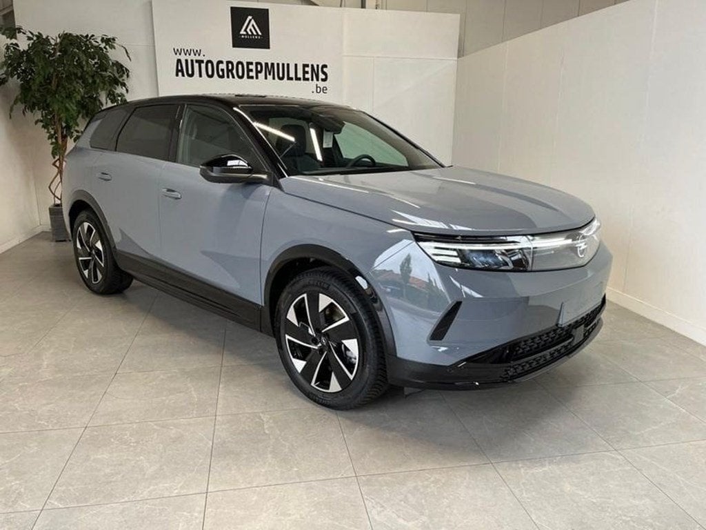 Opel Grandland BEV 73kWh GS + Focal + Afneembare trekhaak +, Auto's, Opel, Automaat, 213 pk, 157 kW, 5 zetels