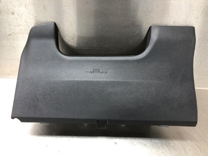 AIRBAG GENOU DROIT Toyota Auris (E18) (|7390002050|), Utilisé, Toyota