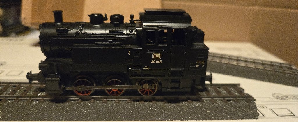 Marklin Locomotive BR80 045, Analogique, Enlèvement ou Envoi, Courant alternatif, Utilisé