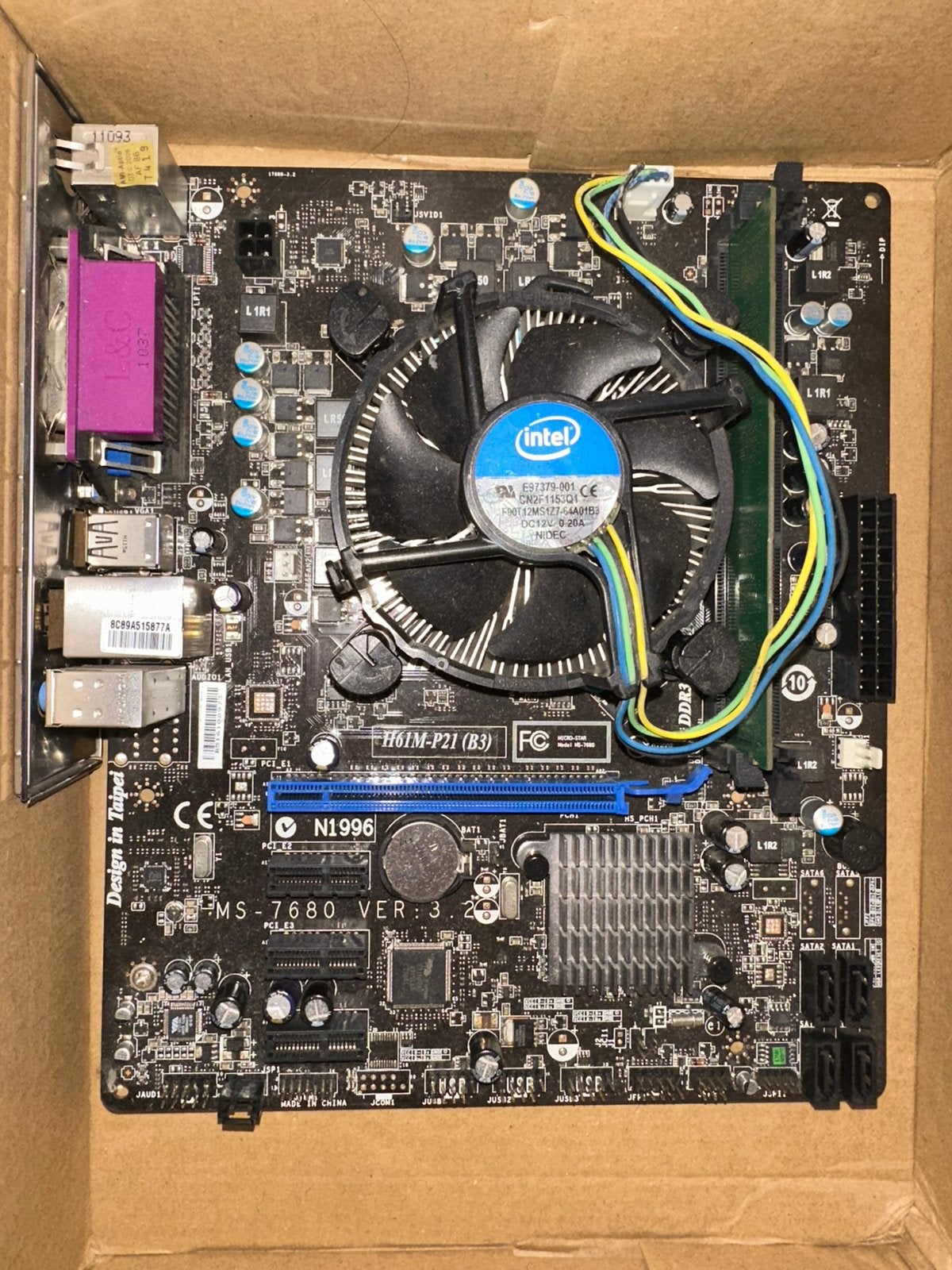 Moederbord met cpu en ram, Computers en Software, Moederborden, Ophalen of Verzenden, Zo goed als nieuw