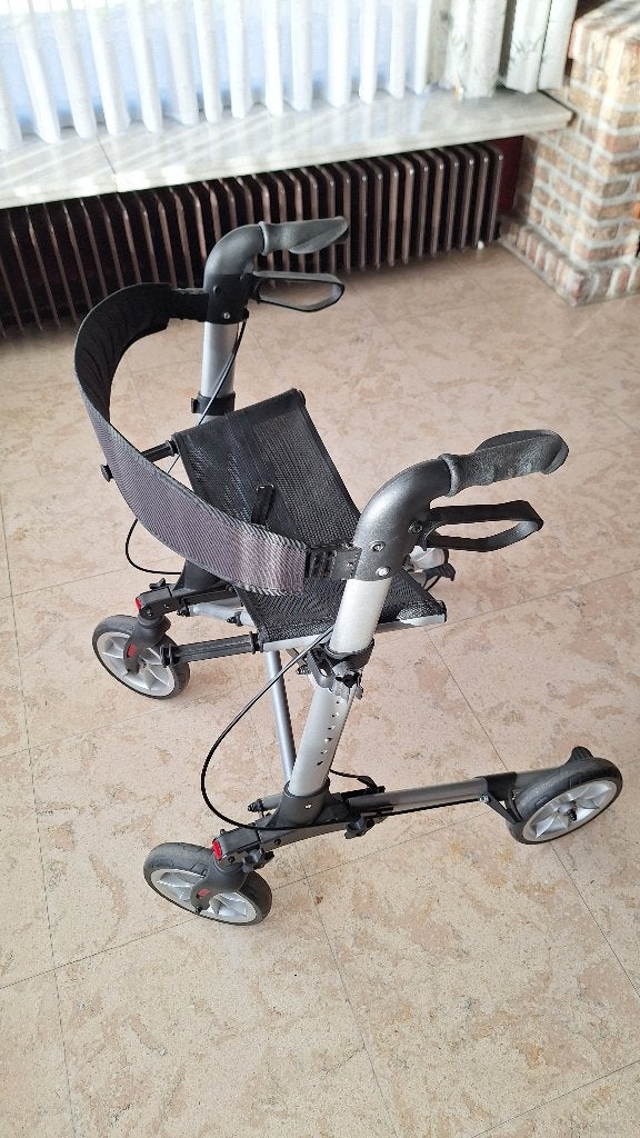 Rollator, Ophalen, Lichtgewicht, Zo goed als nieuw