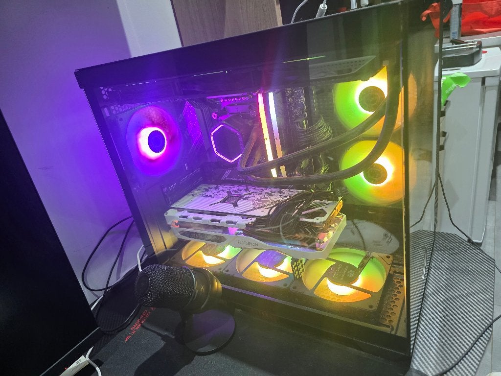 Pc gamer, Ophalen, Nieuw