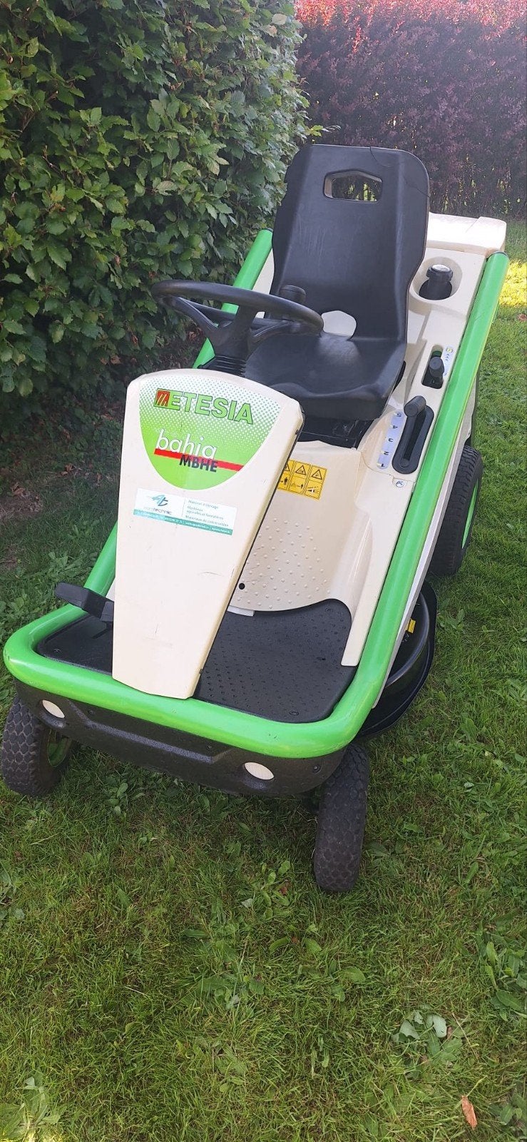 Tracteur tondeuse professionnel ETESIA BAHIA MBHE 3 HYDRO 80, Enlèvement, Comme neuf, Etesia, Bac de ramassage