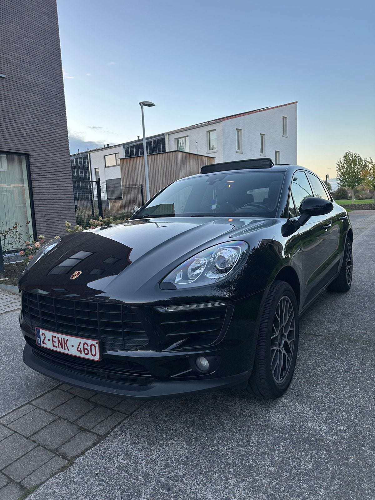 Porche macan, Autos, Euro 6, Entretenue par le concessionnaire, Noir, 5 portes