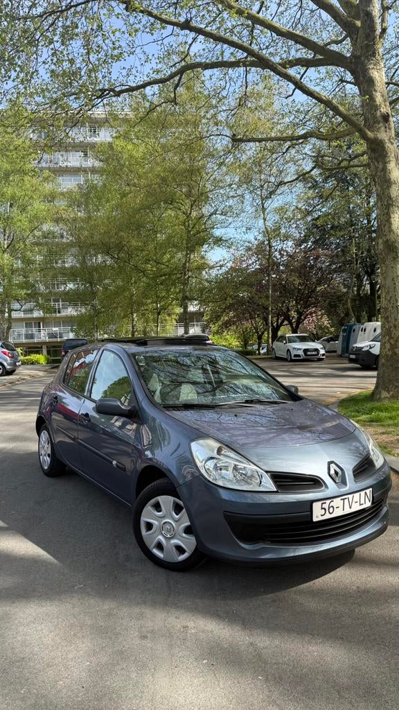 Renault clio 3 1.2 essence, Enlèvement ou Envoi