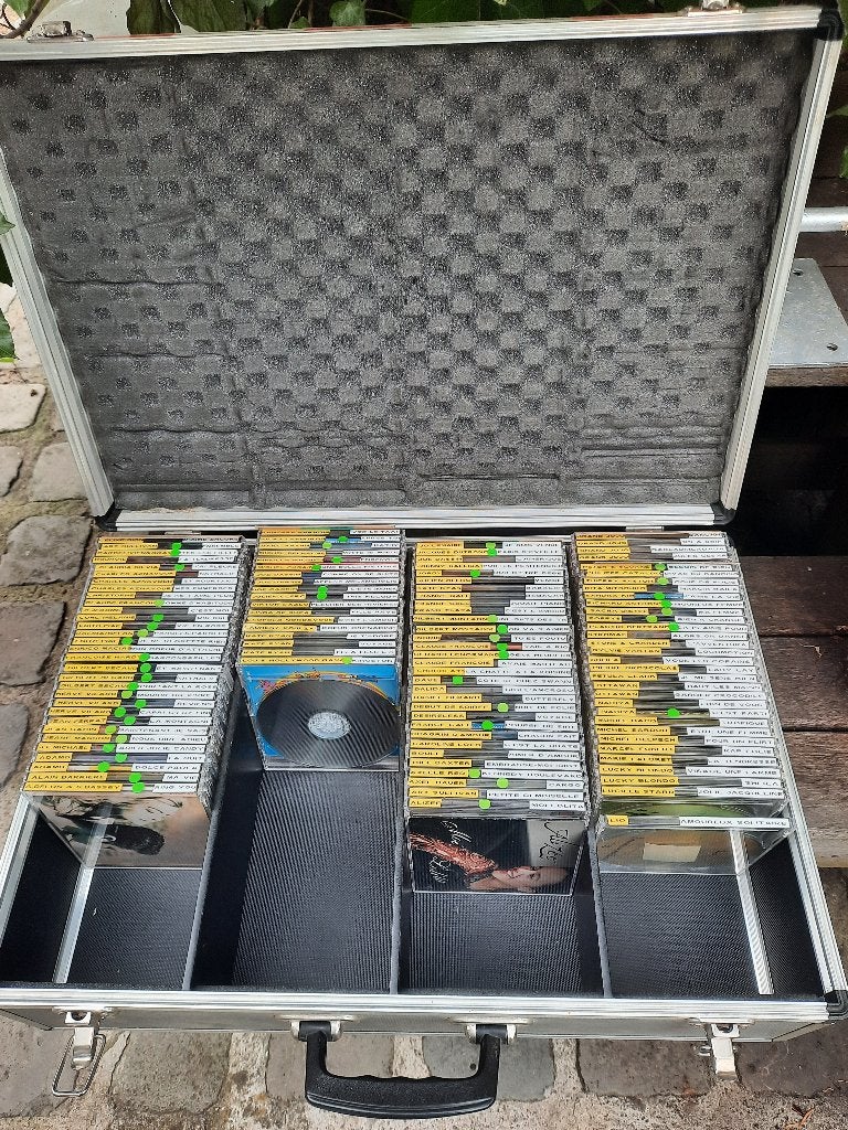 CD koffer met 111 CD's, Cd's en Dvd's, Ophalen, Gebruikt, Overige genres, Overige typen