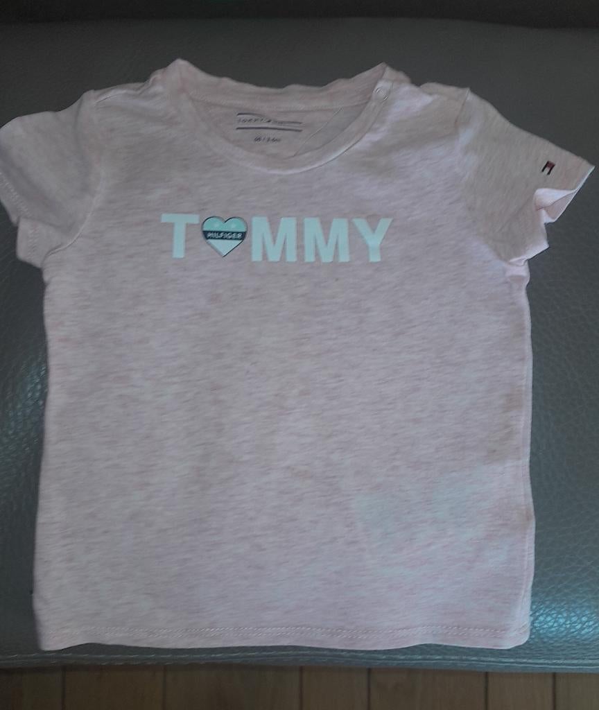 t'shirt Tommy Hilfiger, Kinderen en Baby's, Ophalen of Verzenden, Zo goed als nieuw