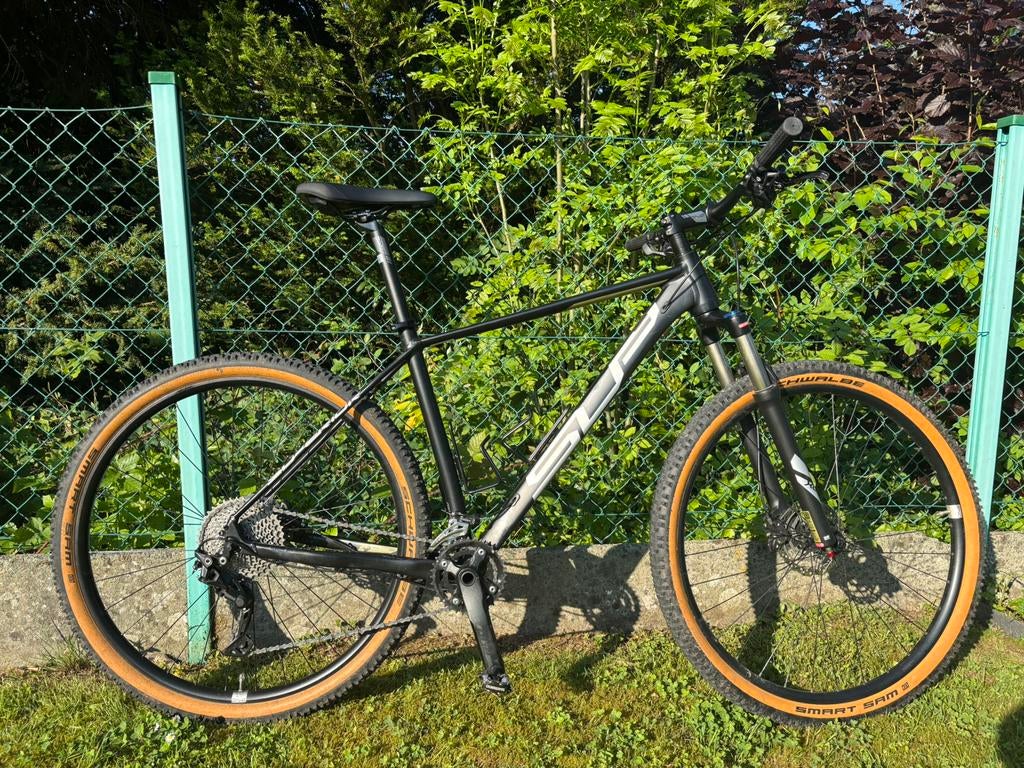 Vélo de montagne Superior noir et blanc, Autres marques, Comme neuf, Enlèvement, Hommes