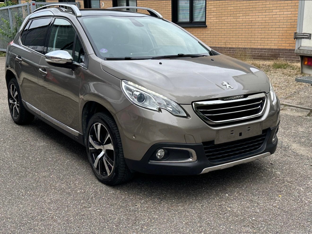 Vente de peugeot 2008, Autos, Cuir, Achat, 4 portes, 5 places